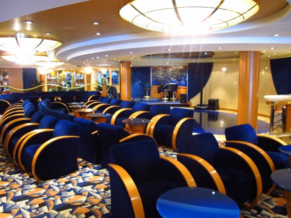 Морской круиз лайнер MSC Musica