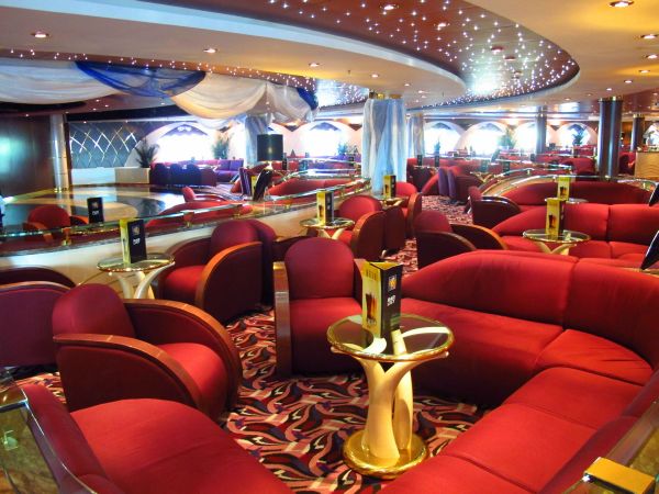 Морской круиз лайнер MSC Musica