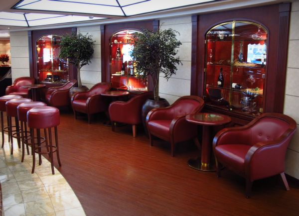 Морской круиз лайнер MSC Musica
