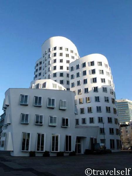 Будівлі Френка Гері фото