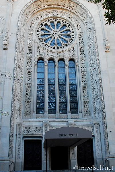 Єврейський храм Емануел у Нью-Йорку.