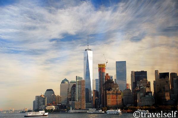 One World Trade Center photo